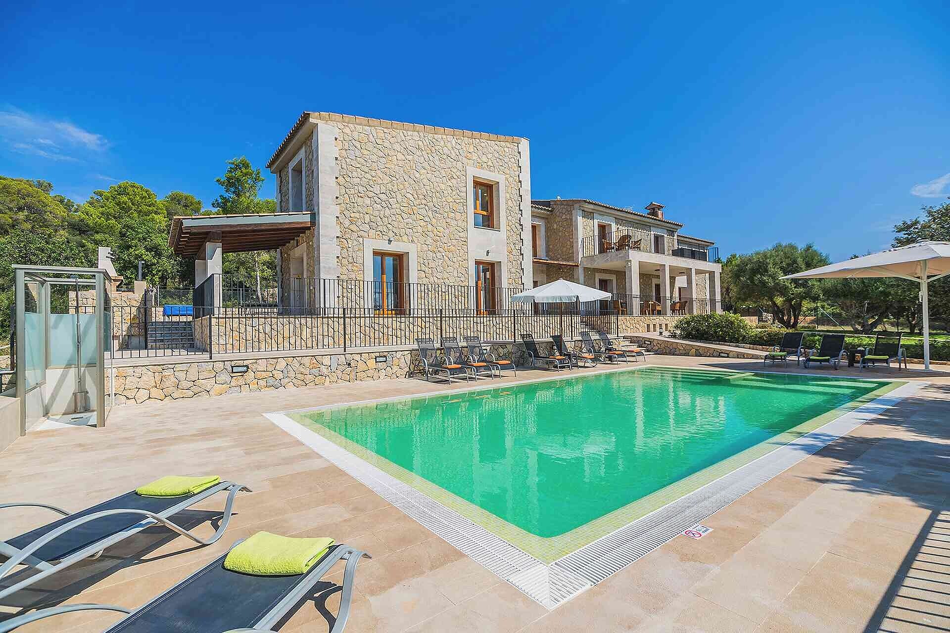 01-155 exklusive Luxury Villa Mallorca North Bild 1