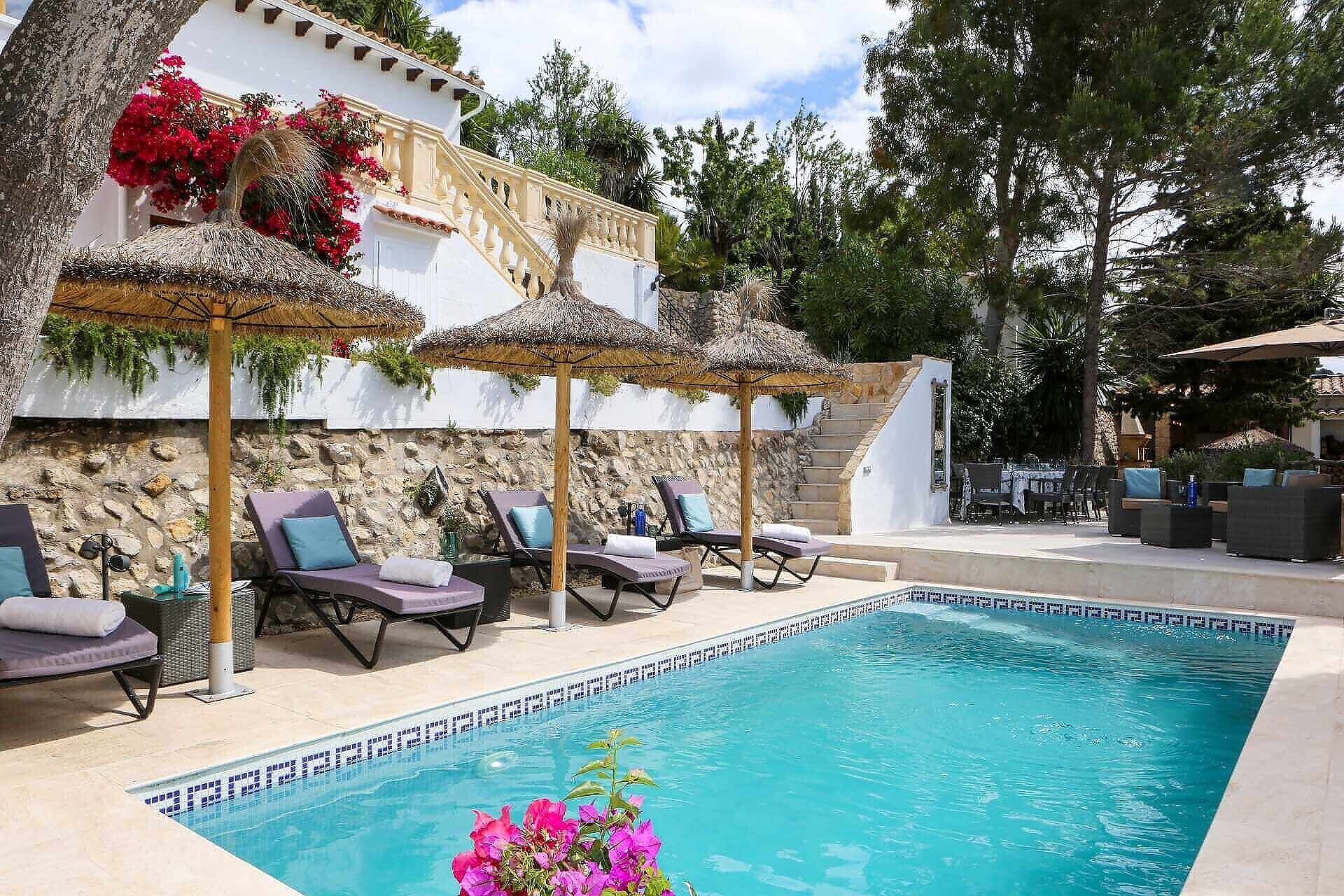 01-363 Luxus Villa im Dorf Mallorca Westen mieten Bild 2