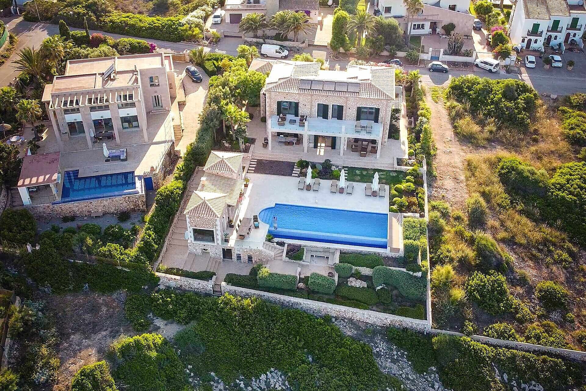 01-360 große Villa mit Meerblick Mallorca Osten mieten Bild 4