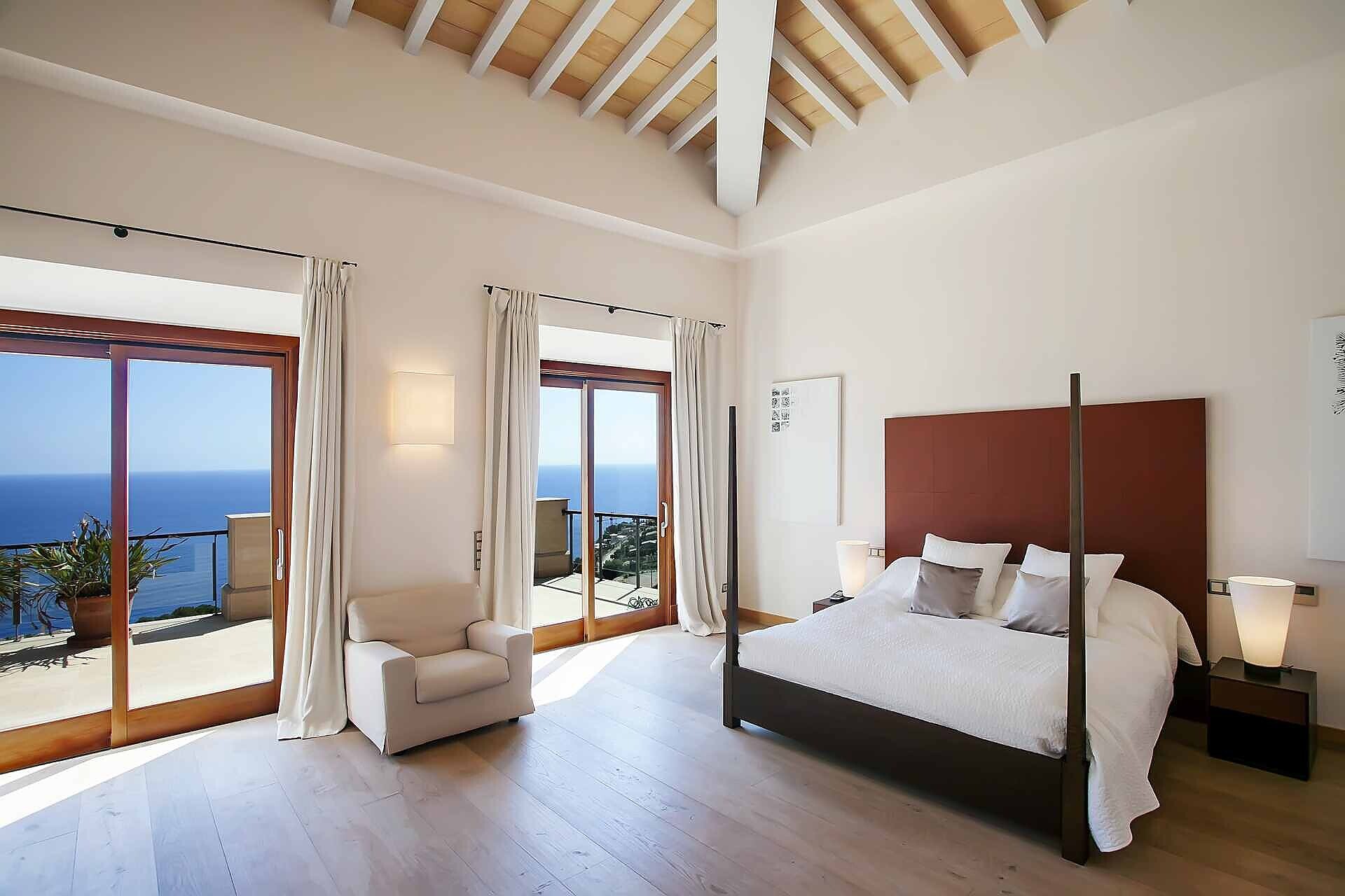 01-268 moderne Luxus Villa Mallorca Südwesten mieten Bild 13