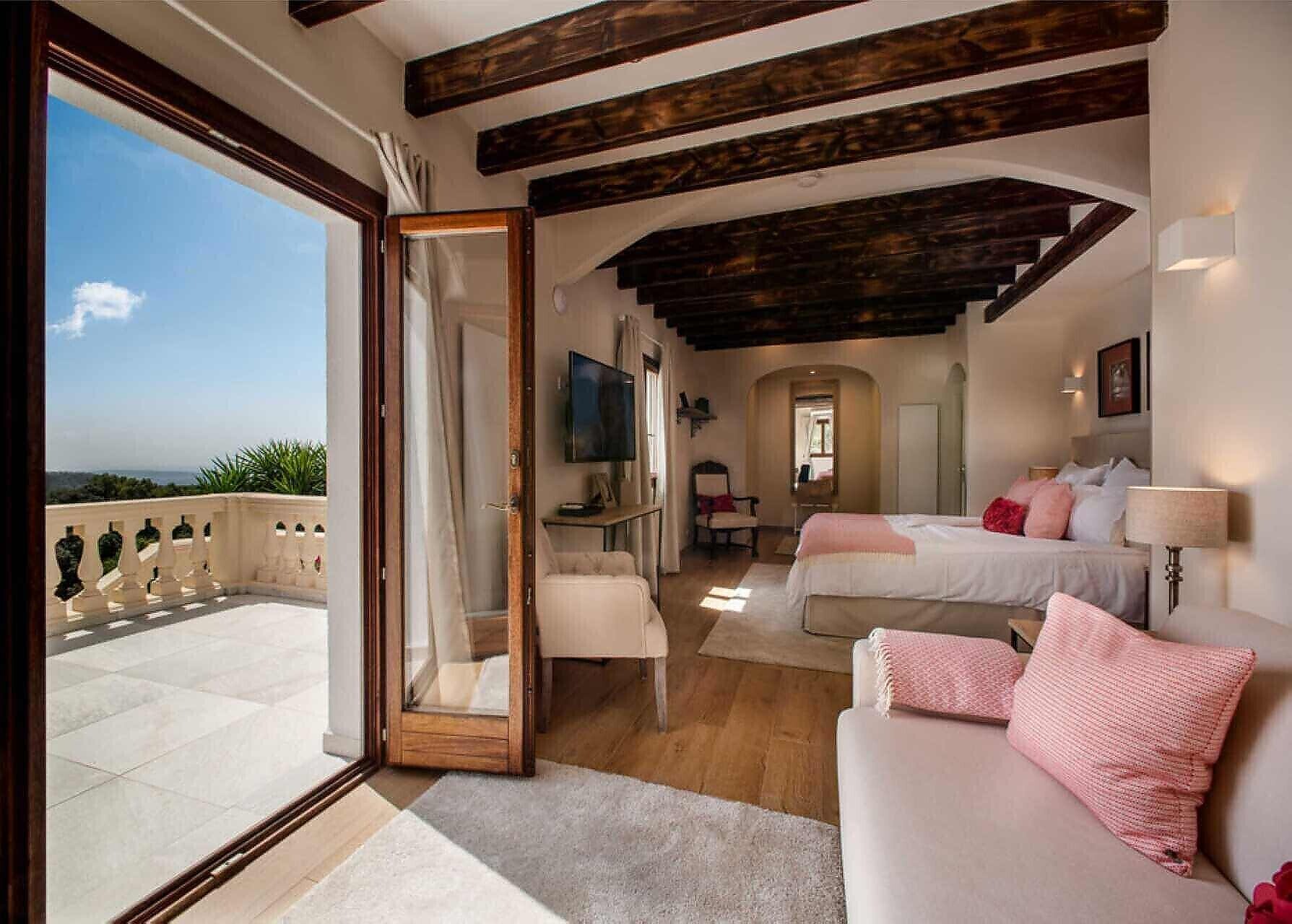 01-363 Luxus Villa im Dorf Mallorca Westen mieten Bild 17